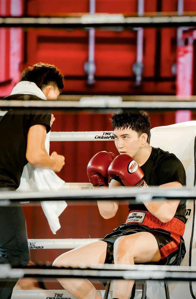 Ông chồng ngoại tình trên phim VTV mặt búng ra sữa, giảm cân vì áp lực ngoại hình-6