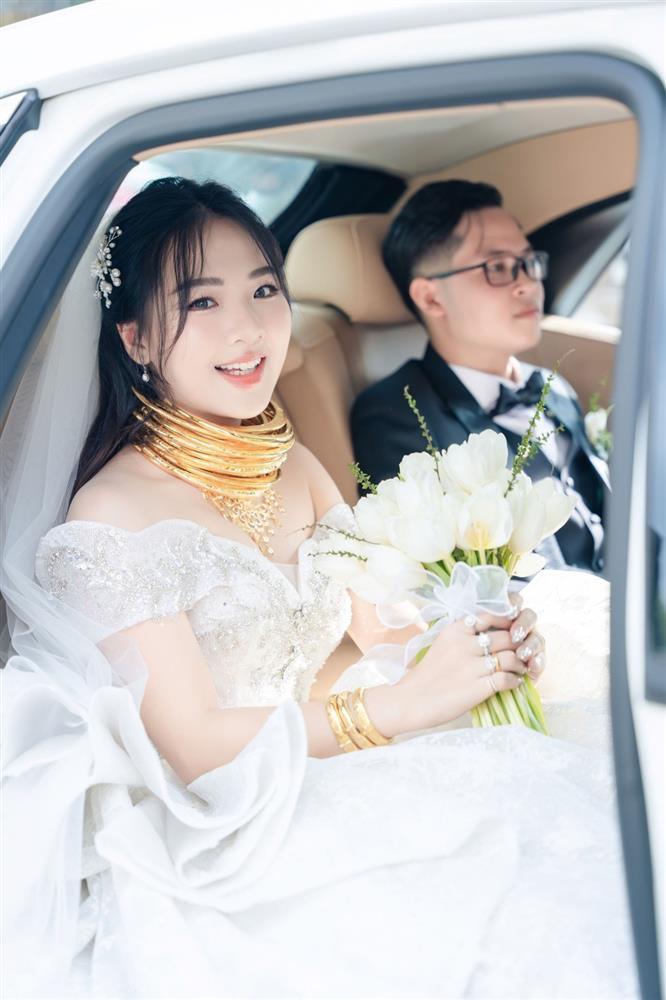 Cô dâu Quảng Ninh chi 2 tỷ đồng dựng rạp cưới 1.500m2, tập nhảy tặng chồng-2