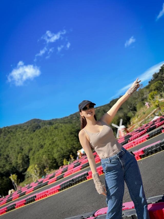 Mẹ bỉm Minh Hằng khoe dáng quyến rũ-2