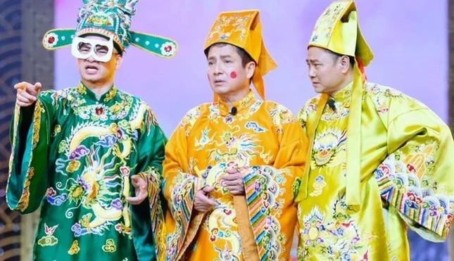 Nghệ sĩ Chí Trung đáp trả khán giả chê Táo Quân-1