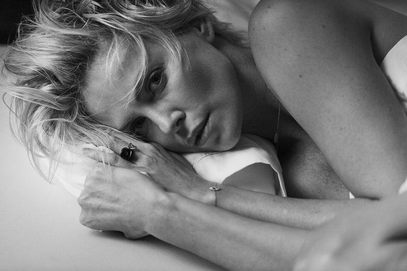 Diễn viên khỏa thân trên màn ảnh nhiều nhất-5