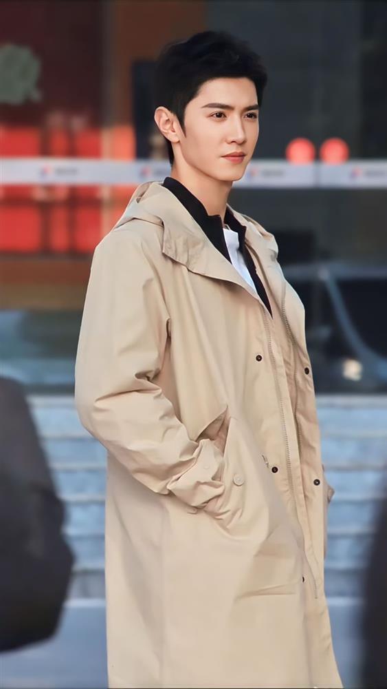 Hé lộ chân dung mẹ ruột Trần Triết Viễn, hóa ra nét đẹp của nam diễn viên được thừa hưởng từ đây-7