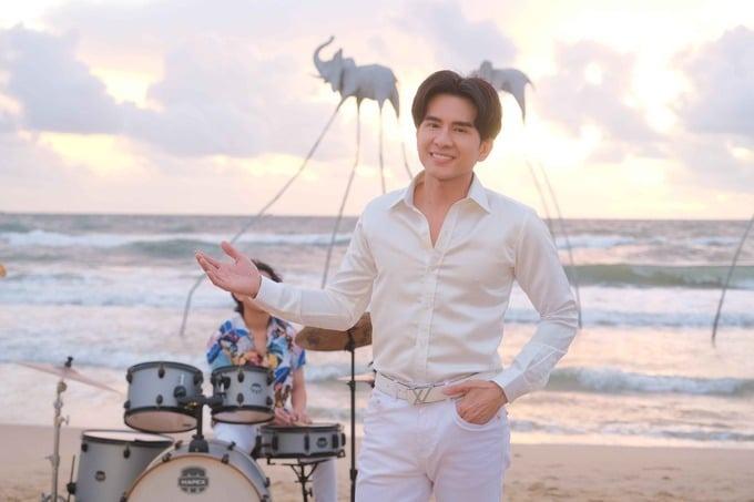 Nam nghệ sĩ Việt giàu có, độc thân ở tuổi U50-1