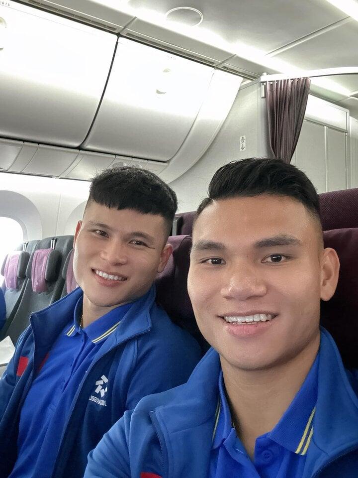 Tuyển Việt Nam lên đường sang Qatar dự Asian Cup 2023-2