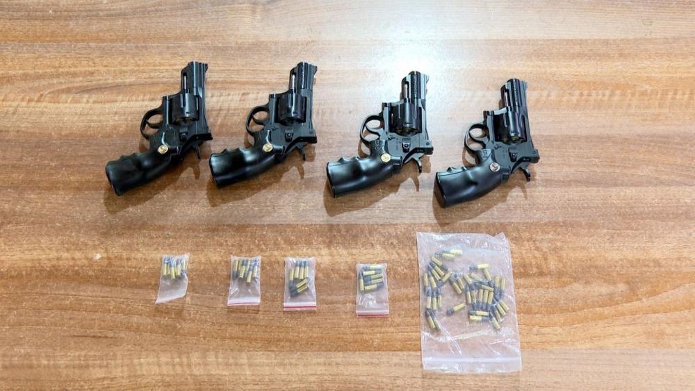 Giăng bẫy đổi tiền rồi nổ súng cướp 8 tỷ đồng-3