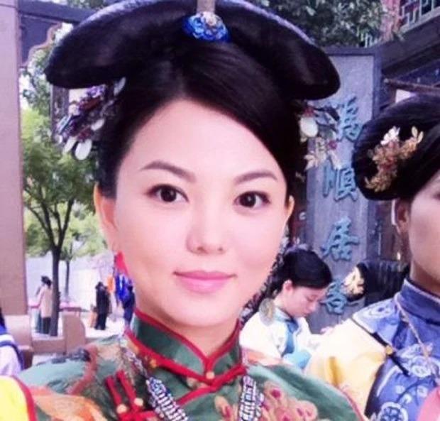 Từng bị tẩy chay vì giật bồ, mỹ nhân U50 rời xa hào quang sân khấu sống như bà hoàng, sở hữu 70 căn nhà và 171 nghìn tỷ-5