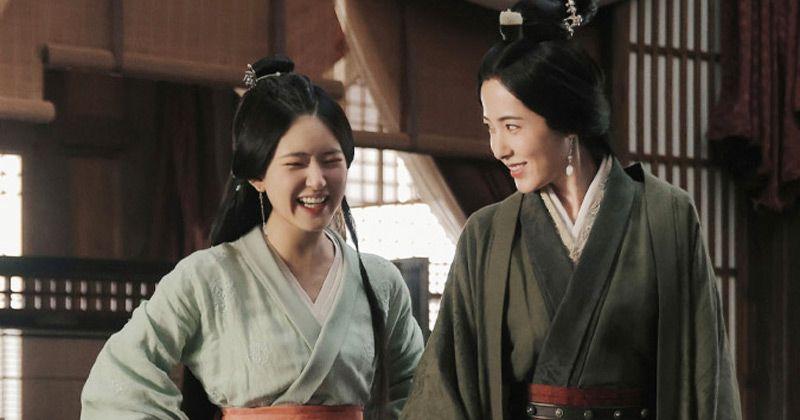 Mẹ Triệu Lộ Tư gây sốt với nhan sắc trẻ đẹp đến ngỡ ngàng-2