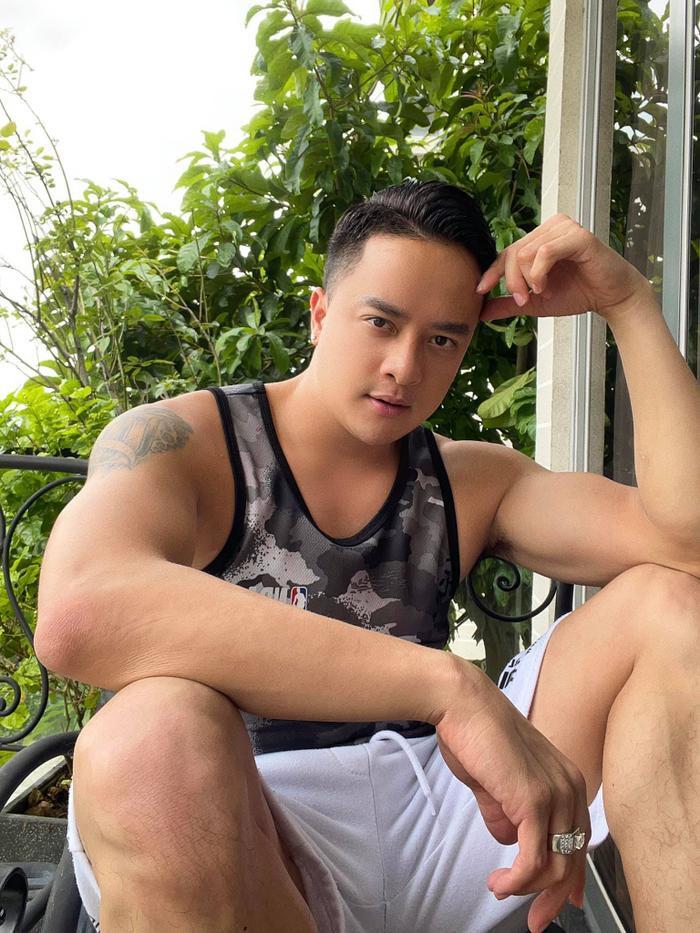 Cao Thái Sơn bất ngờ thông báo đón con trai đầu lòng ở tuổi 38, danh tính mẹ nhóc tỳ gây chú ý-3