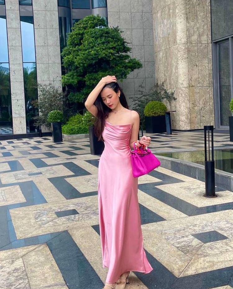 Midu U40 chăm mặc áo dây khoe đặc điểm cơ thể hút hồn phái mạnh-4