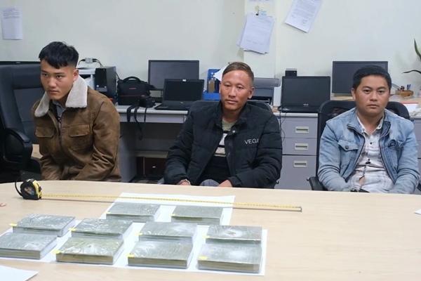 Phá 2 vụ vận chuyển 54.000 viên ma túy tổng hợp-3