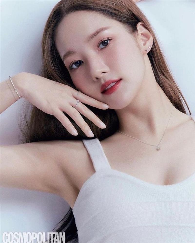 Nữ hoàng dao kéo xứ Hàn lột xác chấn động: Nặng 37kg, diễn xuất ấn tượng-4