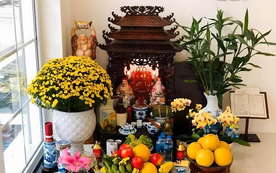 Lý do hoa cúc vàng được dùng thắp hương, còn hoa cúc tím, trắng, xanh đỏ lại không-1