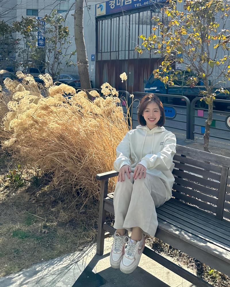 3 nữ du học sinh Gen Z vừa xinh đẹp, vừa có thành tích ấn tượng-10