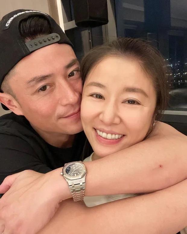 Vòng 2 to bất thường, Lâm Tâm Như bị đồn mang thai lần 2 ở tuổi 48 sau 7 năm kết hôn?-1