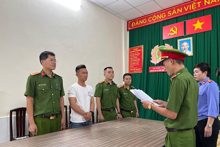 Đề nghị truy tố người mẫu Ngọc Trinh và người dạy lái xe-2