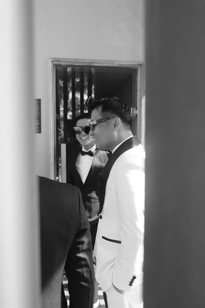 MC Vân Hugo lộng lẫy trong đám cưới lần 2, Hồ Hoài Anh thân thiết với chú rể-11