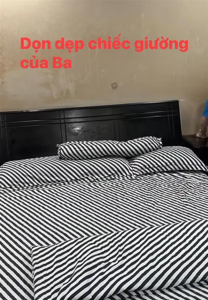 Con gái cố NS Vũ Linh phát hiện món đồ bí mật ông giấu kín trong phòng riêng, xúc động bật khóc vì điều này-4