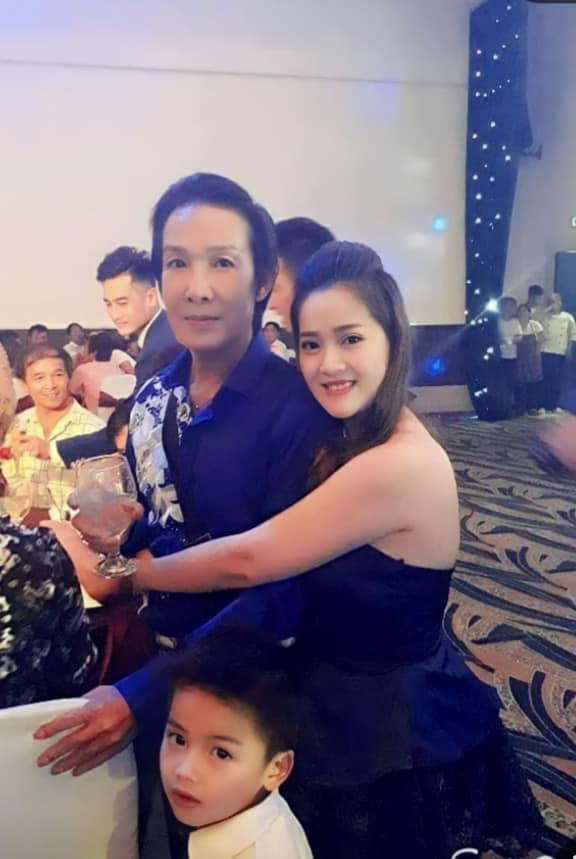 Con gái cố NS Vũ Linh phát hiện món đồ bí mật ông giấu kín trong phòng riêng, xúc động bật khóc vì điều này-5