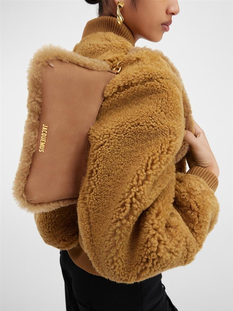 10 mẫu túi xách phối lông cừu sang chảnh và sành điệu-9