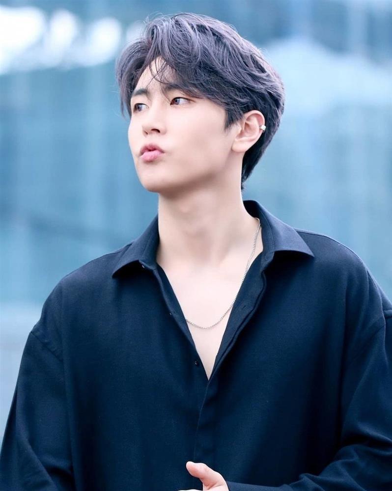 10 nam thần tượng K-pop sẽ xuất ngũ trong năm 2024-4