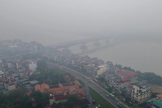 Miền Bắc mưa phùn kèm sương mù