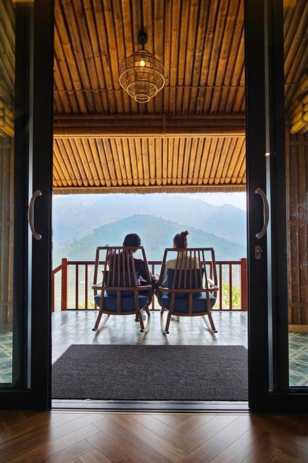 Siêu mẫu Thanh Hằng và chồng nhạc trưởng hạnh phúc sau 3 tháng kết hôn-7