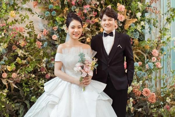 Nữ tuyển thủ ĐTQG Việt Nam cưới bạn gái-1