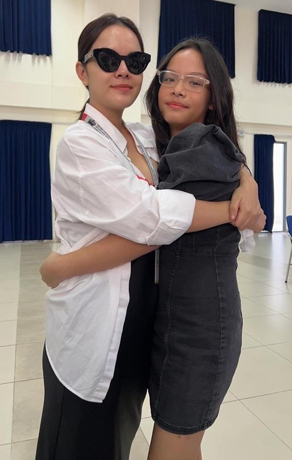 Con gái đầu lòng của Phạm Quỳnh Anh ngày càng ra dáng thiếu nữ, thành tích học tập cực giỏi-2