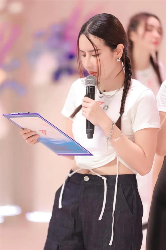 Lưu Hương Giang đẹp mặn mà qua năm tháng, 40 tuổi hướng đến hình ảnh phụ nữ độc lập-8