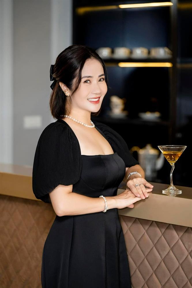 Cơ ngơi đồ sộ của diễn viên lồng tiếng nhân vật Nguyệt thảo mai trong Phía Trước Là Bầu Trời-5