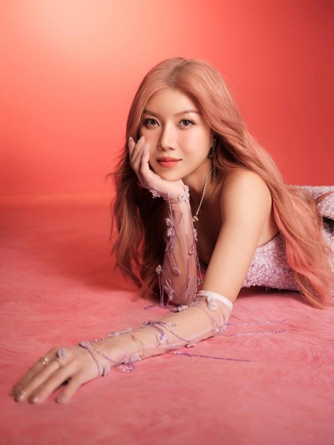 Trang Pháp mất điện thoại, tiết lộ gia tài khủng lưu trong bộ nhớ-1