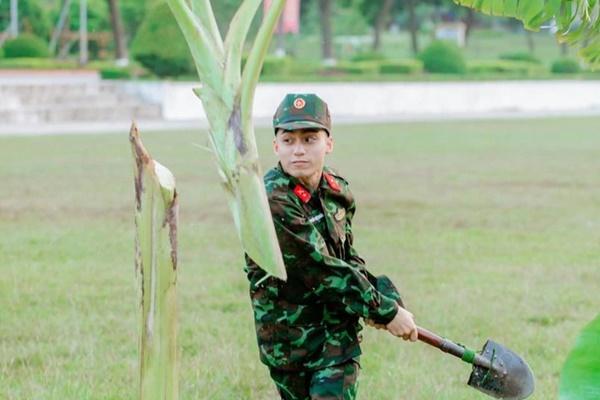 Vì sao trào lưu Em xinh gây sốt mạng xã hội?-2