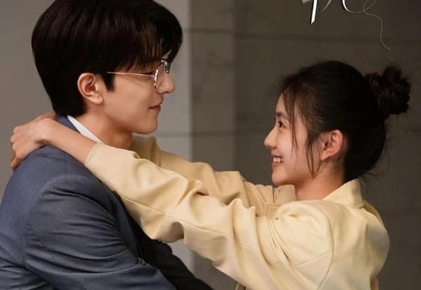 Nàng thơ của đạo diễn Trương Nghệ Mưu đối diện làn sóng phản đối-6