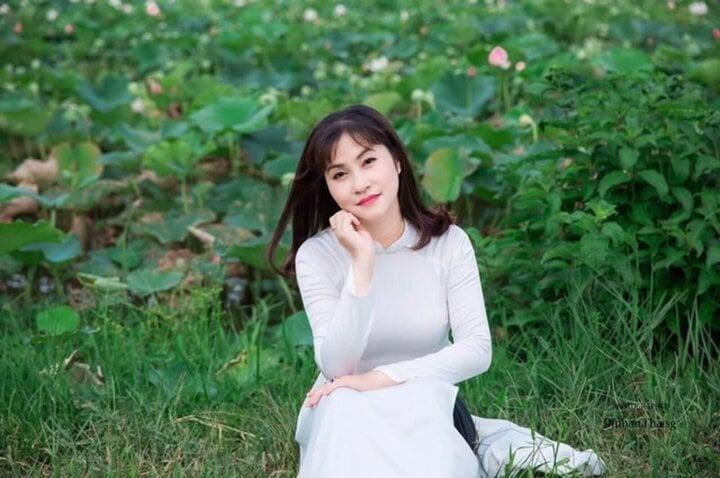 Nhan sắc vợ xinh đẹp, kém 11 tuổi của NSƯT Quang Thắng-13