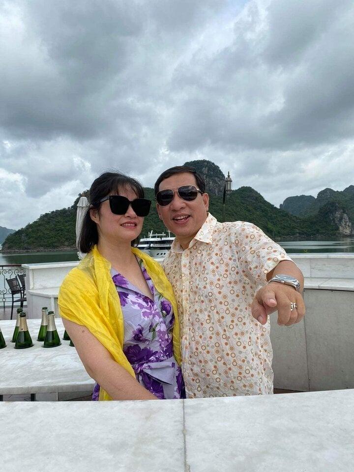 Nhan sắc vợ xinh đẹp, kém 11 tuổi của NSƯT Quang Thắng-5