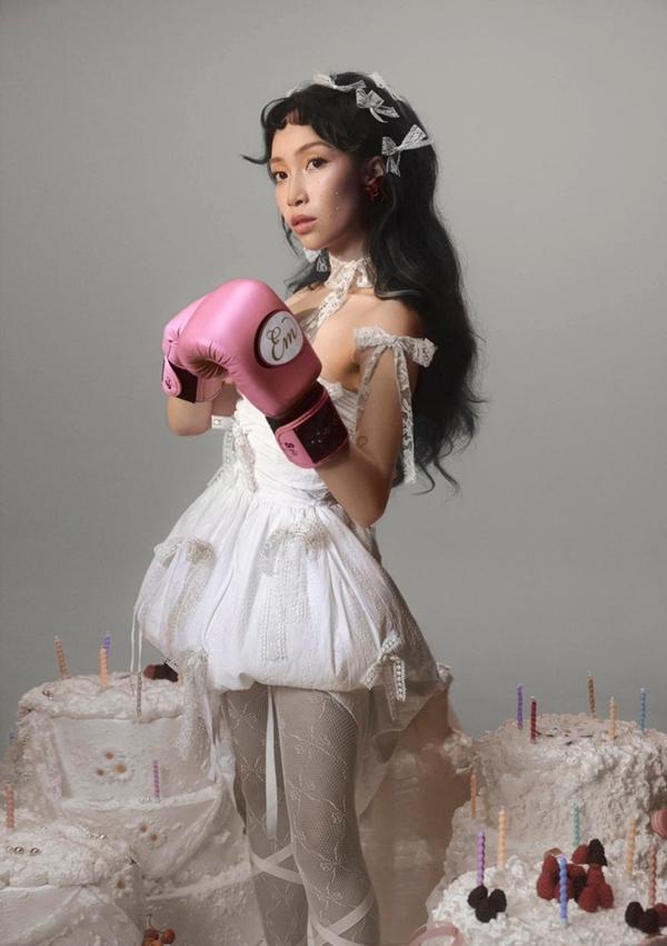 Mỹ Linh nhảy cực sung ủng hộ con gái Mỹ Anh-2