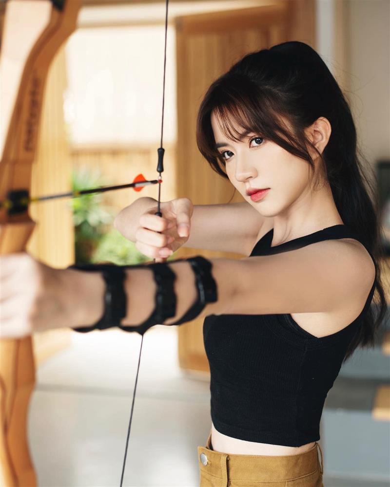 Bí quyết nhan sắc trong veo, ngọt ngào của nữ diễn viên phim VTV lấy chồng kém tuổi-5