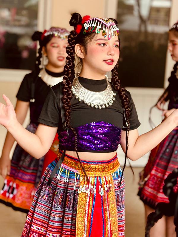 Con gái Jennifer Phạm xinh thế nào mà fan khen giống mẹ?-2