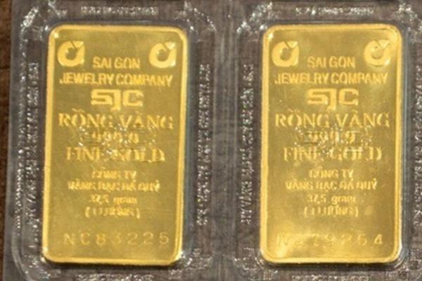 Giá vàng SJC lập đỉnh của năm, có nên mua vào lúc này?-2
