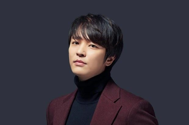 Kim Jung Hoon gây tai nạn giao thông, bị đưa về đồn cảnh sát điều tra-2