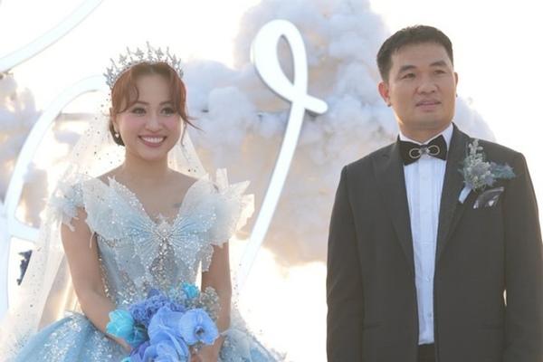 Vân Hugo xót xa vì gặp sự cố dở khóc dở cười với phong bì mừng cưới, vội cầu cứu cư dân mạng?-7