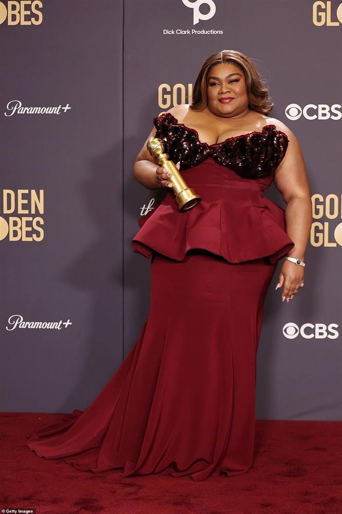 Phim về cha đẻ bom nguyên tử thắng lớn, Emma Stone tỏa sáng nhờ phim ngập cảnh nóng-7