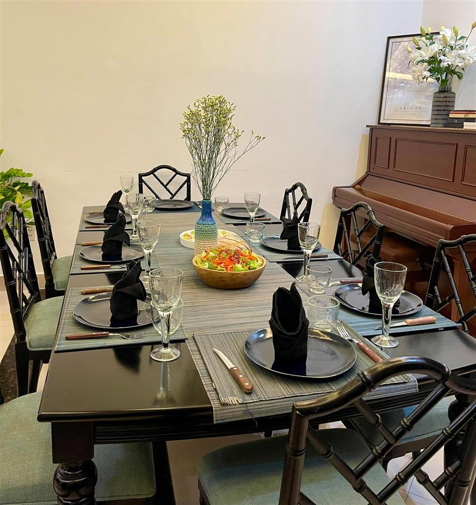 Giữa thông tin ly hôn, Hồ Hoài Anh và Lưu Hương Giang từng sống hạnh phúc trong căn nhà như thế nào?-4