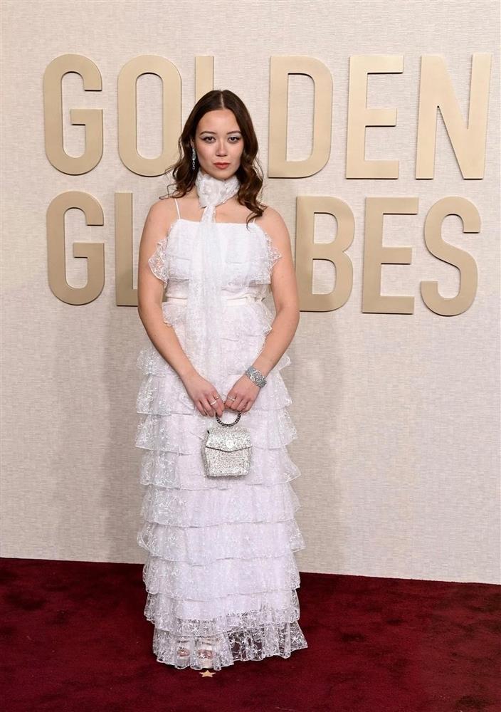 Những ngôi sao có cách ăn vận lạ lùng nhất trên thảm đỏ Quả Cầu Vàng 2024-10