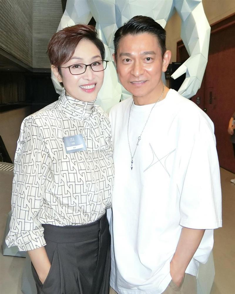 Nhan sắc tuổi 58 của hoa hậu tóc ngắn đẹp nhất Hong Kong-6