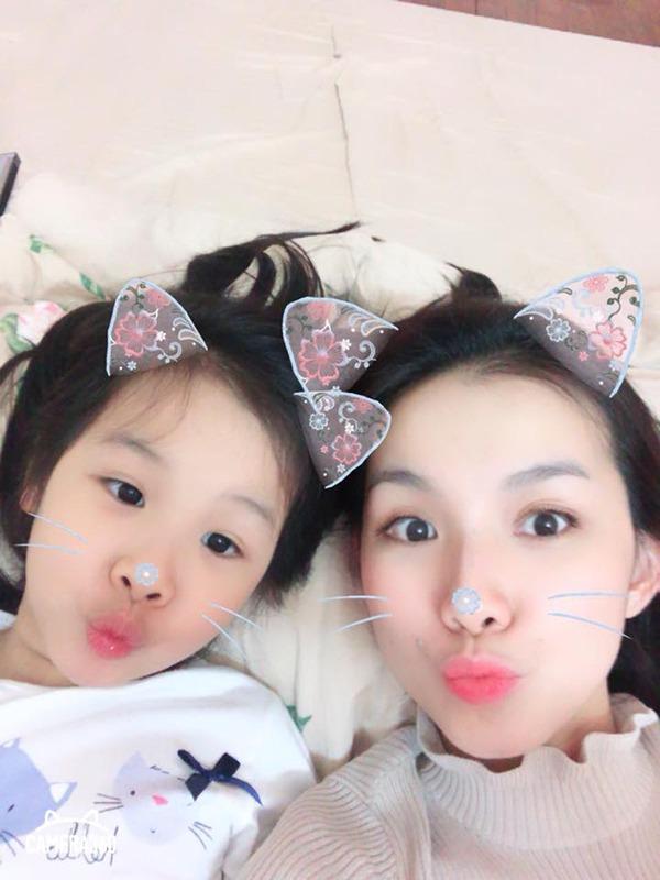 Ảnh hiếm hoi của con gái Hoa hậu Thùy Lâm, lộ nhan sắc mỹ nhân tương lai-2