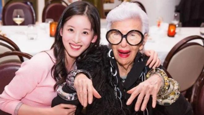 Hot girl trà sữa Chương Trạch Thiên tuổi 30: Vừa giàu vừa đẹp, sở hữu tài sản 205 ngàn tỷ đồng-7