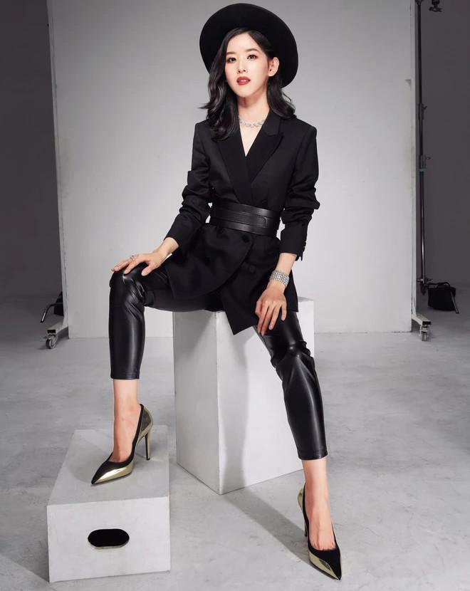 Hot girl trà sữa Chương Trạch Thiên tuổi 30: Vừa giàu vừa đẹp, sở hữu tài sản 205 ngàn tỷ đồng-5