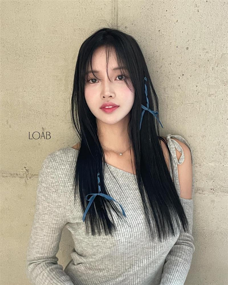 5 kiểu tóc màu đen trẻ trung dành cho những nàng không thích nhuộm tóc trước Tết-1