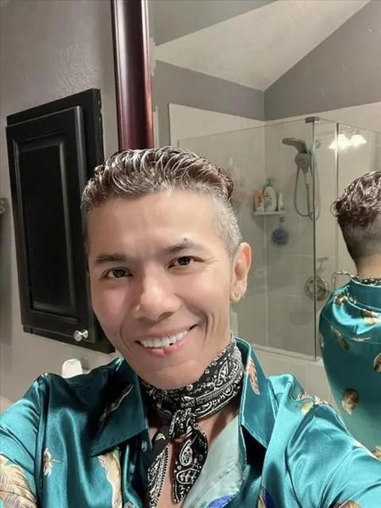 Nam ca sĩ đình đám một thời gây bất ngờ với diện mạo lạ-1